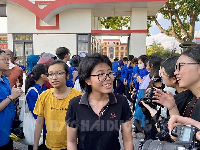 234 em thi vào lớp 10 Trường chuyên Nguyễn Trãi được cộng điểm khuyến khích